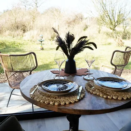 Bed & Breakfast Het Duinhuisje Met Jacuzzi, Gratis Parkeren, 2 Fietsen Te Leen, Airco Zandvoort