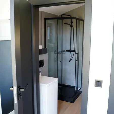 Het Duinhuisje Met Jacuzzi, Gratis Parkeren, 2 Fietsen Te Leen, Airco 住宿加早餐酒店 4*