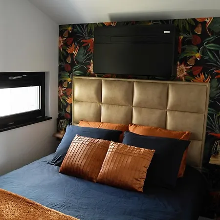 Bed & Breakfast Het Duinhuisje Met Jacuzzi, Gratis Parkeren, 2 Fietsen Te Leen, Airco 4*