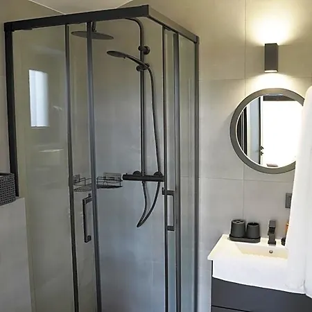 Bed & Breakfast Het Duinhuisje Met Jacuzzi, Gratis Parkeren, 2 Fietsen Te Leen, Airco