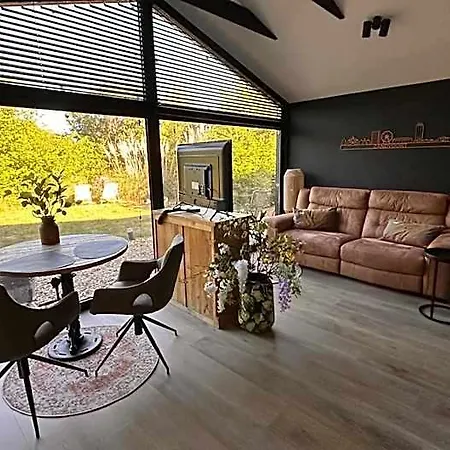 Het Duinhuisje Met Jacuzzi, Gratis Parkeren, 2 Fietsen Te Leen, Airco